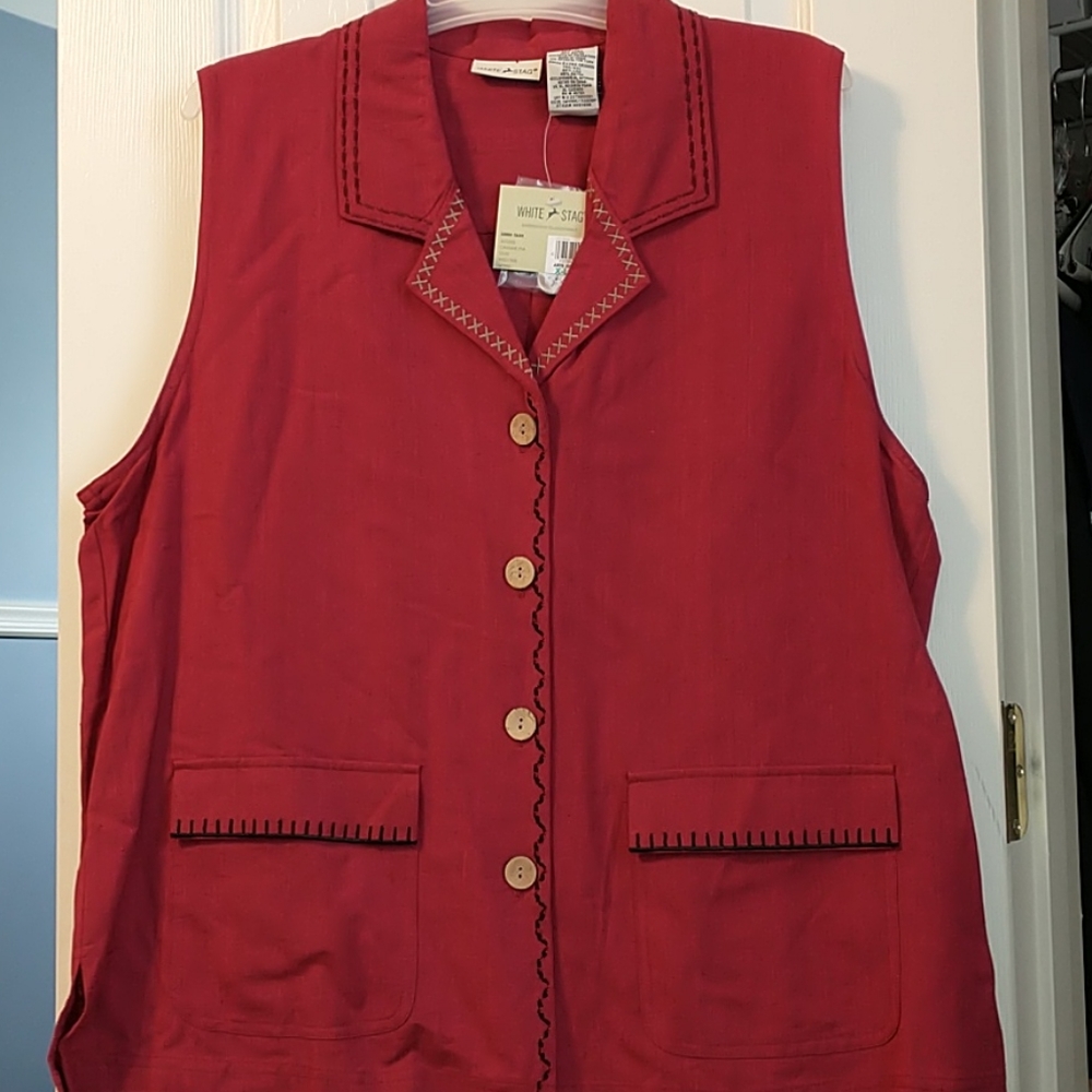 NWT! White Stag Sleeveless Top